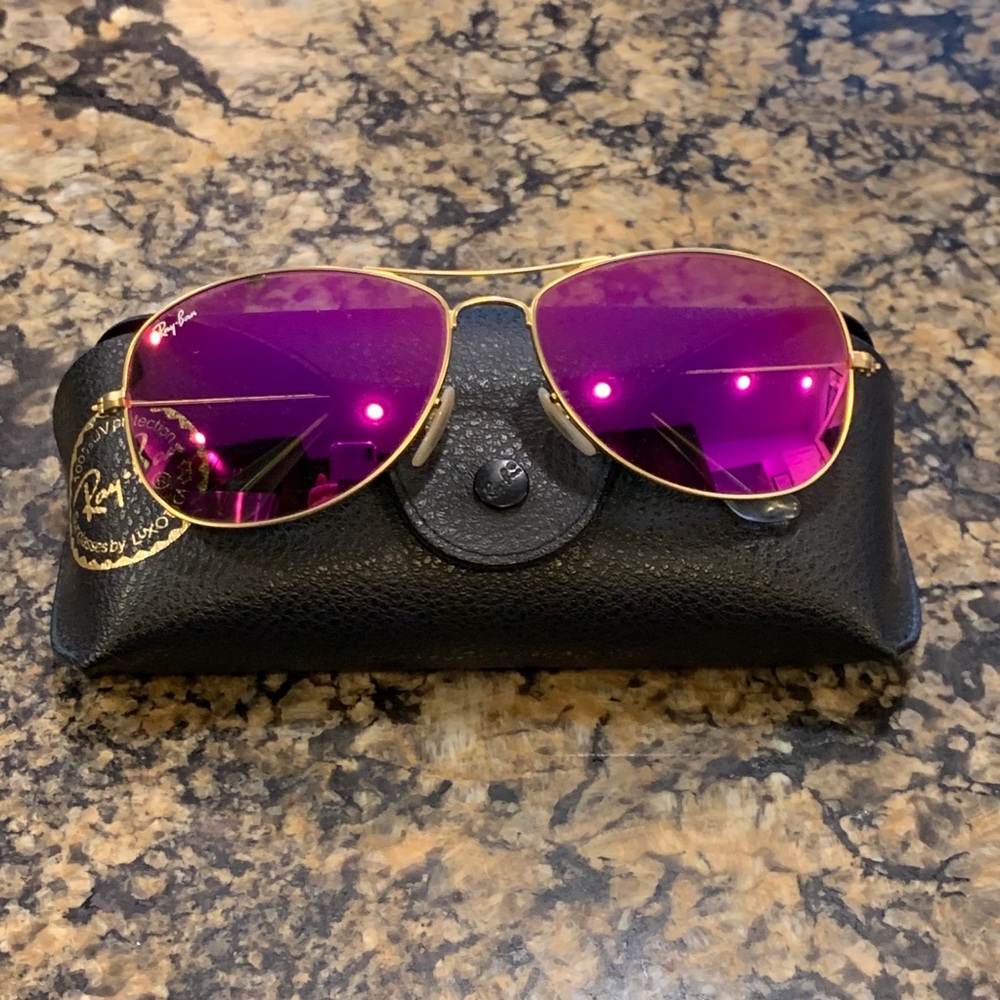 Gold aviator ray bans